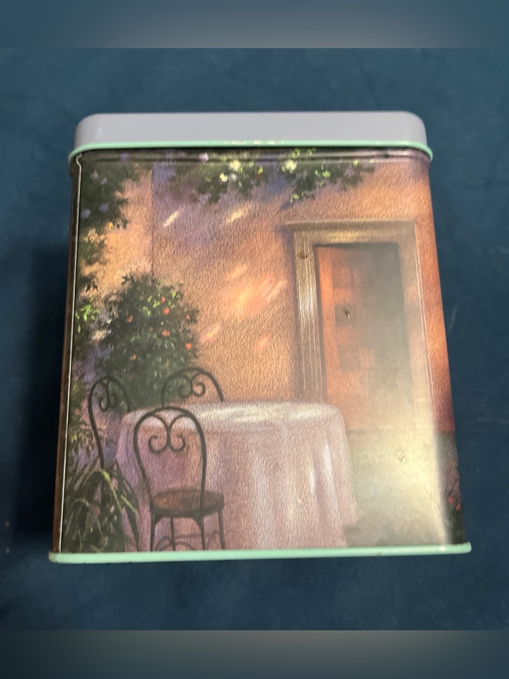 Vintage 1994 VinCenzo Japan tea tin